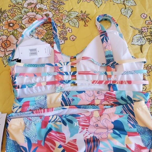 Hurley tropical floral bikini moderate coverage plus size 1X, 2X, 3X NEW - Picture 12 of 12